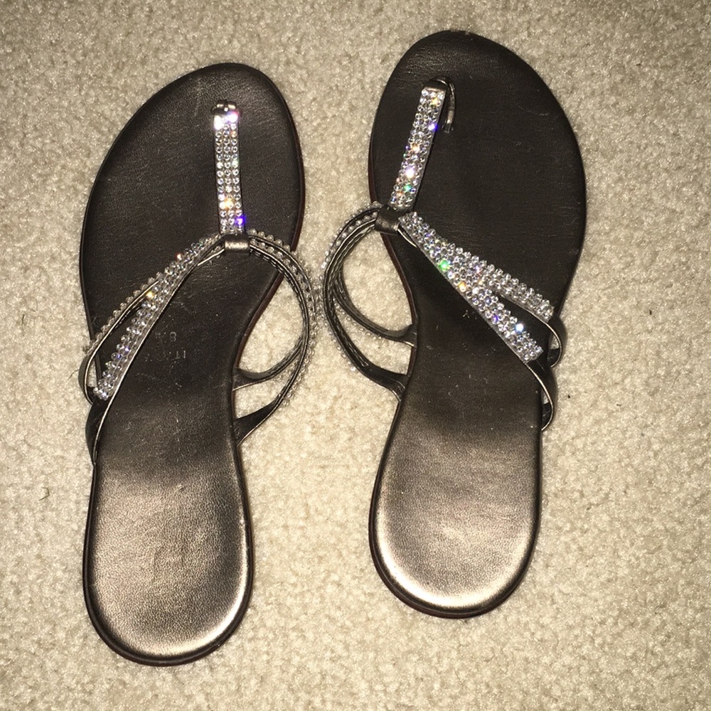 Copper metallic sandals with fake diamond detail